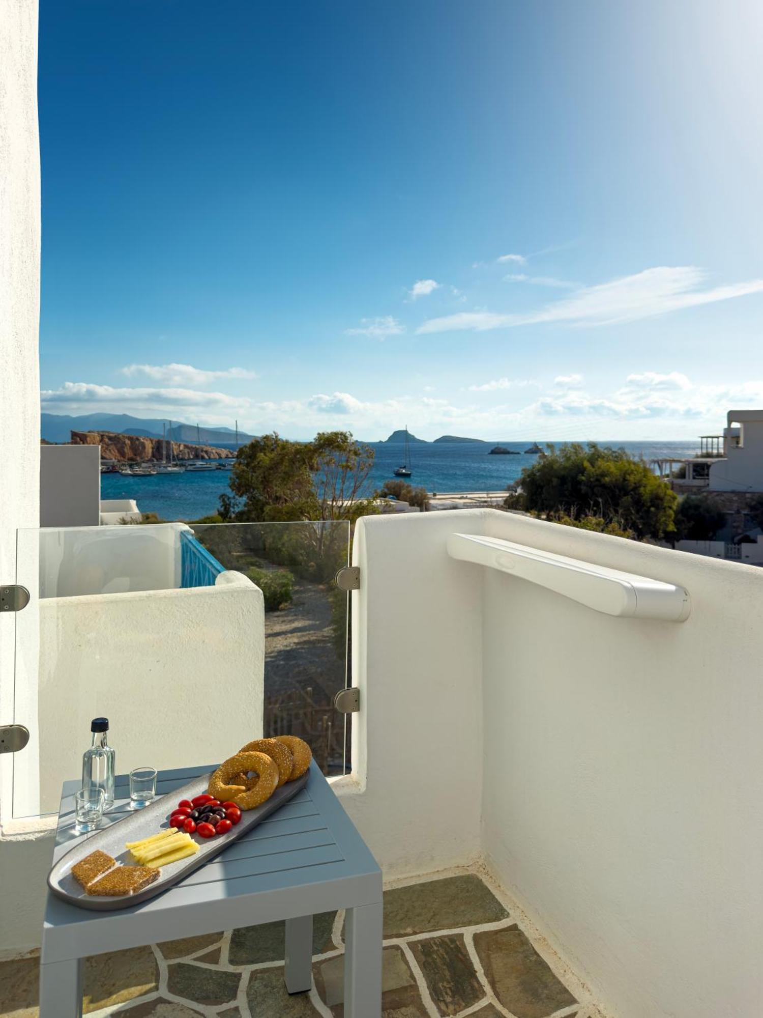 Aneton Residences Folegandros Karavostasis  Exterior foto